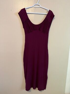 Free People - Fitted Sleeveless Ribbed Midi Dress in Deep Plum